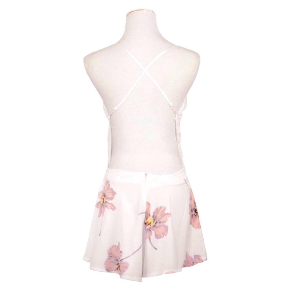 Floral Romper Pink & White Brand New Large - Picture 5 of 14